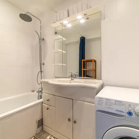 Le Grand Large-2 By Interhome