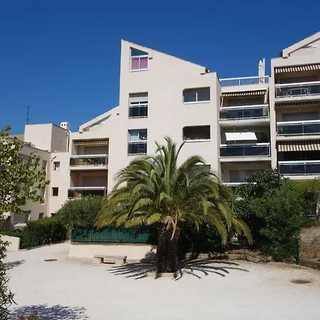 Apartamento Le Grand Large-2 By Interhome Hyères