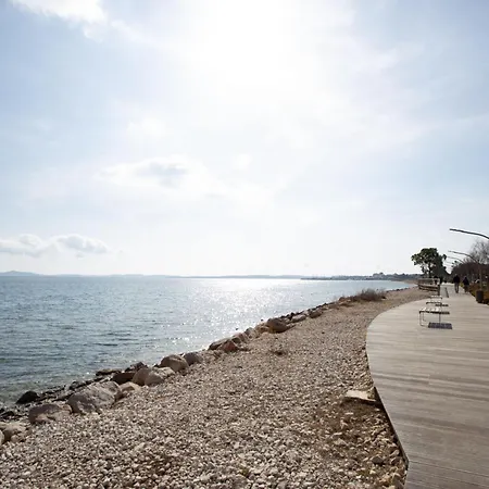 Le Grand Large-2 By Interhome Apartamento Hyères